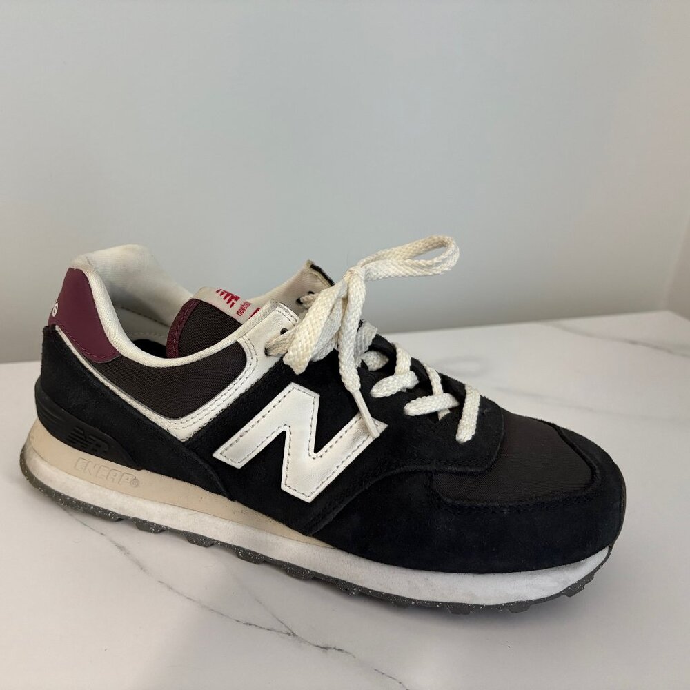 New Balance 574 Black with Wine Color N